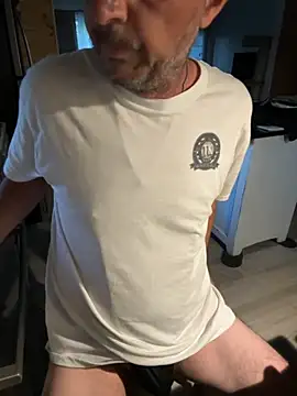 smkbustr online show from October 9, 10:36 pm