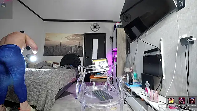 69littlebig69 online show from February 17, 1:43 pm