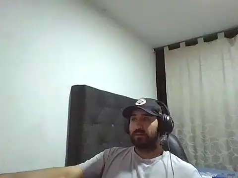 coolfriki online show from June 23, 3:33 am