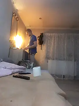 Remello1 online show from February 13, 9:53 pm