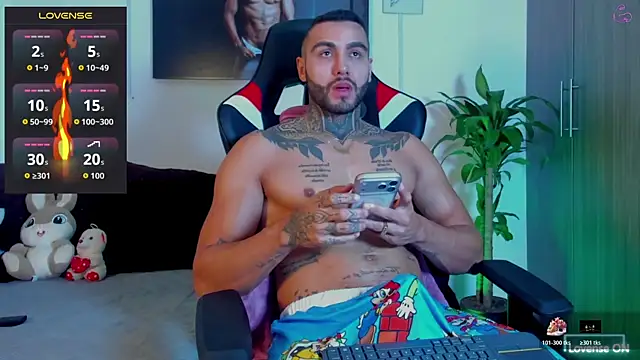 Danny Willson online show from April 10, 2:02 pm