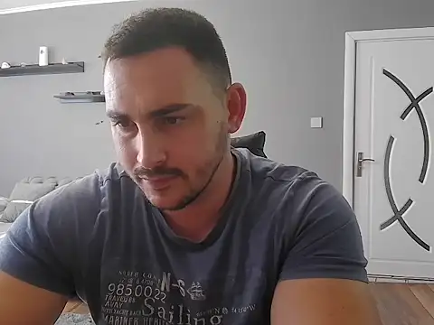 mastermute online show from October 31, 10:40 am