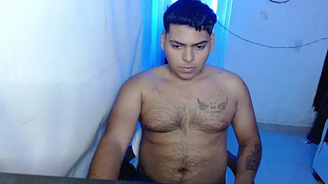Snapshot of badboy05181 chatting on October 23, 10:57 pm badboy05181 online show from October 23, 10:57 pm