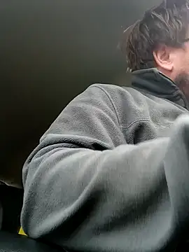 Snapshot of czechguy chatting on October 7, 1:04 pm czechguy online show from October 7, 1:04 pm