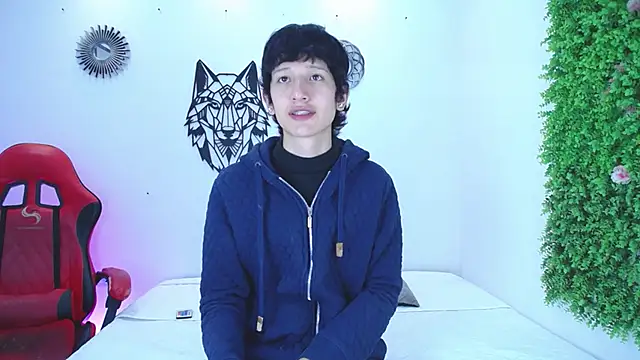 Emo Boy  online show from November 12, 12:44 pm