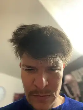 Snapshot of Nick_Juniorr chatting on October 14, 11:56 pm Nick Juniorr online show from October 14, 11:56 pm