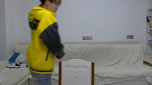 KK-cuteboy online show from February 20, 10:50 am