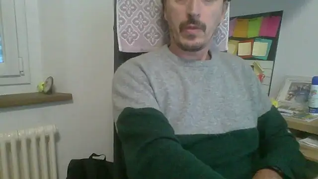 Snapshot of Kawayleo chatting on October 25, 10:11 pm Kawayleo online show from October 25, 10:11 pm