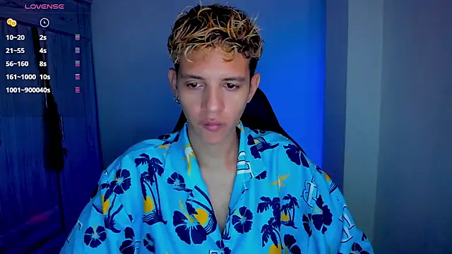 tylernova online show from March 17, 4:04 am