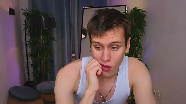 hun1er steele online show from October 19, 4:10 pm