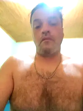 Snapshot of Tophe1 chatting on October 21, 7:33 am Tophe1 online show from October 21, 7:33 am