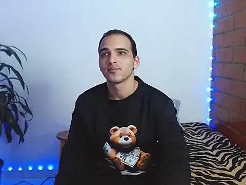 Maax3023 online show from November 1, 4:55 pm