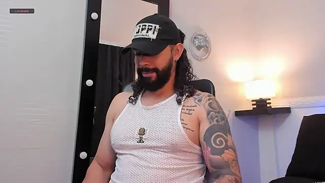 AlukardBig online show from December 5, 1:40 pm