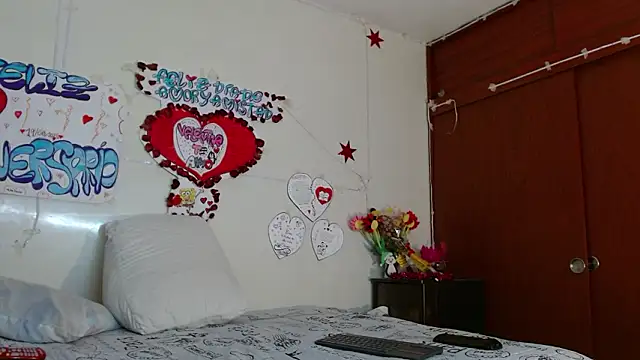 picante70  online show from March 6, 12:02 pm