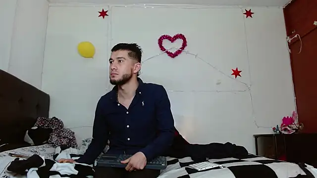 picante70  online show from November 2, 10:52 am