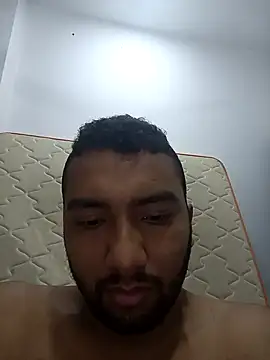 Snapshot of mario1709cm chatting on October 27, 3:53 am mario1709cm online show from October 27, 3:53 am