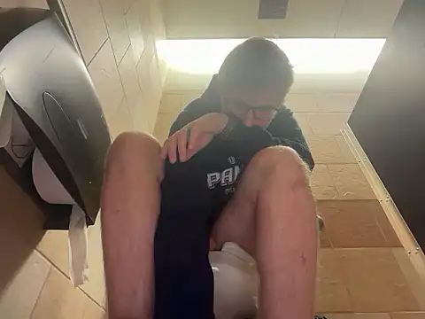 eddieeeeee1232 online show from November 10, 4:45 pm