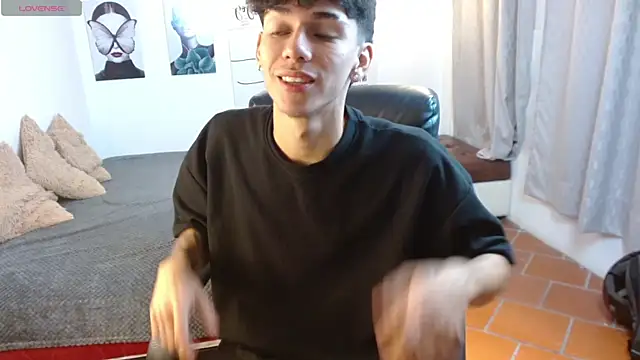 AmethystShadow17 online show from November 1, 7:29 pm