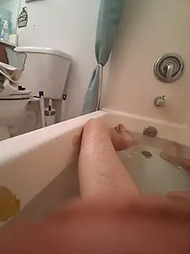 whateveruwanthowever online show from November 12, 9:19 pm