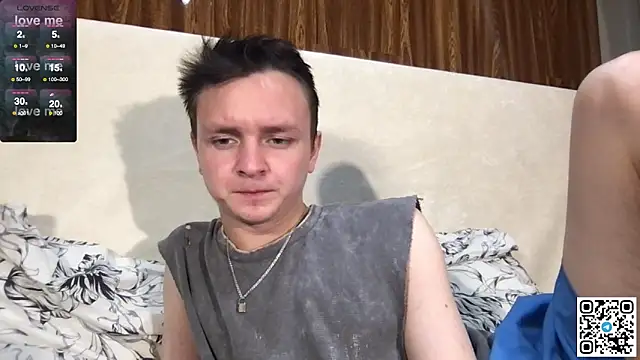 Logan mett online show from October 30, 8:43 pm