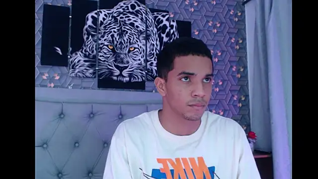 Natan Latino online show from October 15, 2:52 am