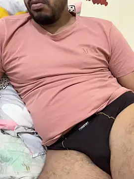 Handsome8677 online show from February 5, 12:56 pm