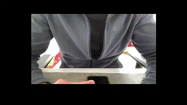 Snapshot of sportive_hunk chatting on October 20, 1:26 pm sportive hunk online show from October 20, 1:26 pm