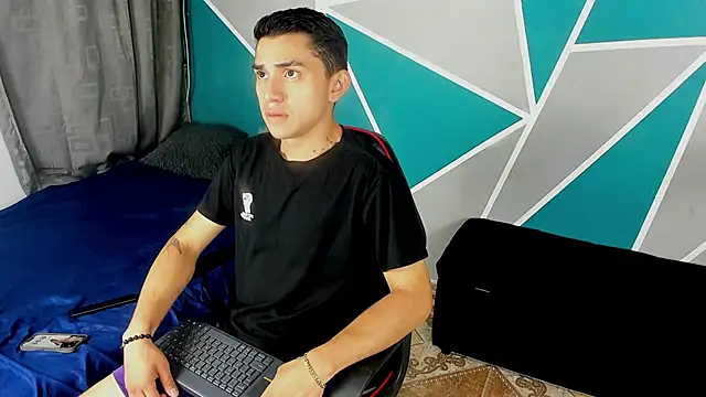 Ruiz2416 online show from October 24, 11:45 am