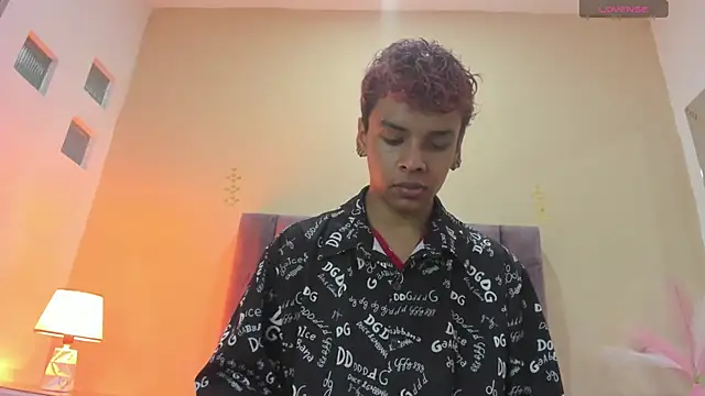 Xavier Fox    online show from February 16, 8:18 pm