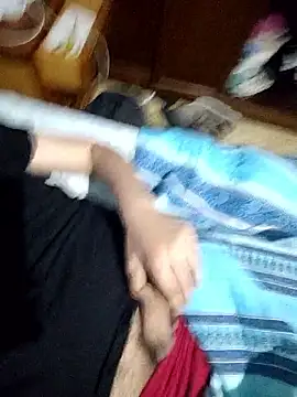 GluingPerson online show from January 13, 5:45 am