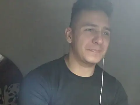 DarkTheKing online show from November 2, 4:28 am