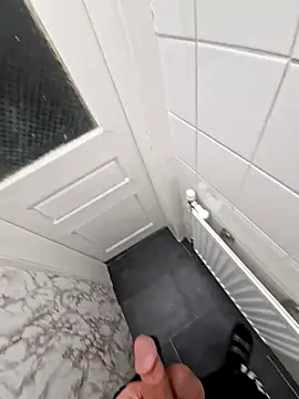 16enes16 online show from November 29, 9:28 pm