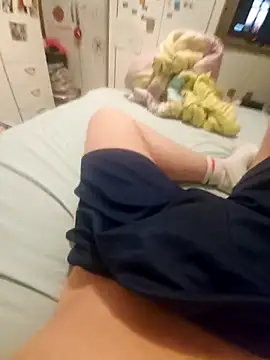 Snapshot of fredo75000 chatting on October 30, 1:30 am fredo75000 online show from October 30, 1:30 am