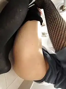 keylafemboy01 online show from October 23, 8:56 pm