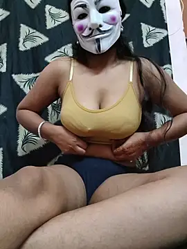 deepikasinghranu18 online show from October 25, 6:09 pm