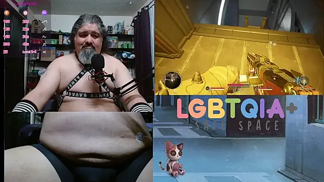 geekycastillo online show from November 30, 6:15 am