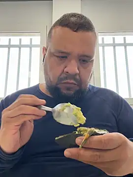 morfeoeros14 online show from March 3, 12:23 pm