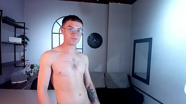 Lil James online show from January 13, 3:44 am