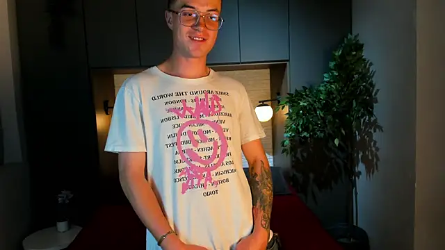 Lil James online show from November 28, 8:11 pm