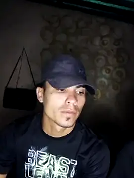 Snapshot of Angelito123vv chatting on October 22, 2:48 am Angelito123vv online show from October 22, 2:48 am