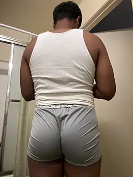 maddfreak0 online show from August 9, 3:51 pm