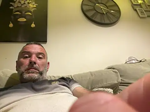 plymouthlad82 online show from June 29, 12:17 am