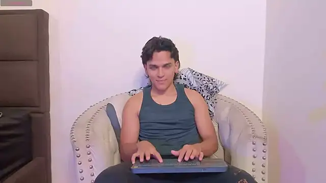 Salomon Mendoza online show from October 27, 5:32 am