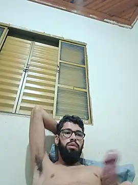 FerrariniHott online show from December 1, 7:22 am