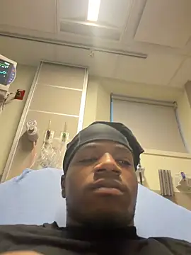 cjbuckkz11 online show from March 2, 11:56 pm