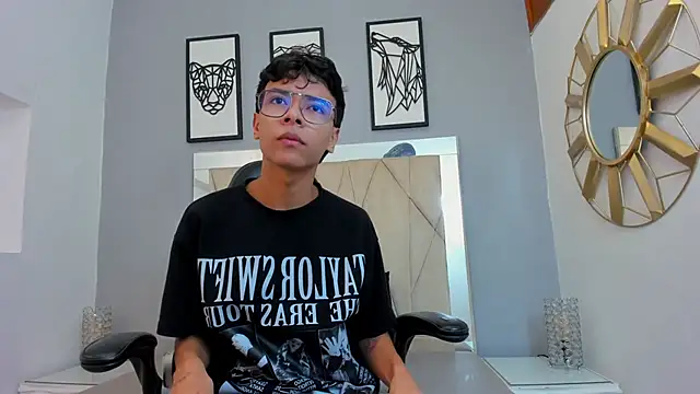 adams bobby online show from March 23, 11:16 am