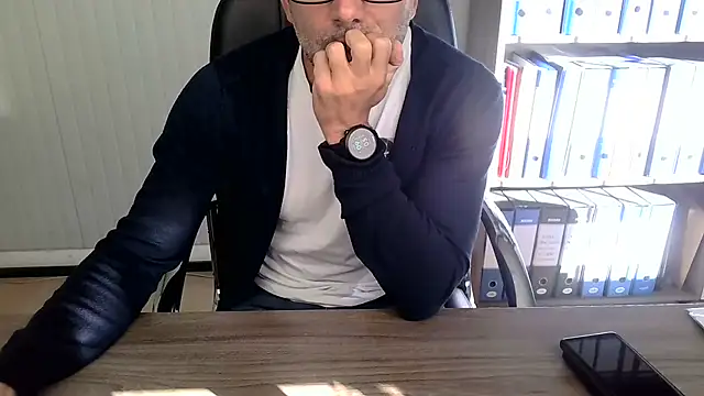 Evasionee online show from November 5, 8:05 am