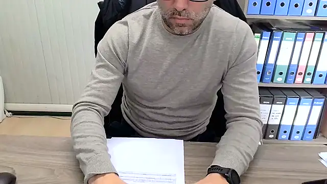 Evasionee online show from December 3, 8:20 am