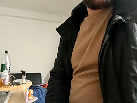 stripcumboy online show from October 31, 7:39 pm