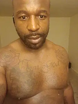 EggplantMonster4 online show from October 25, 4:58 am